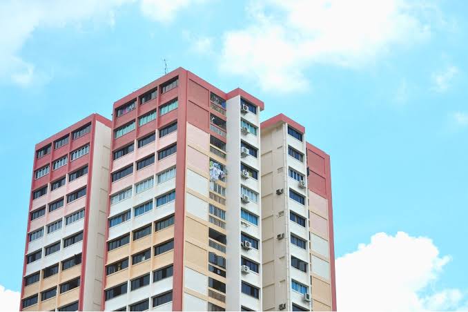 How Much Cash Do You Really Need to Buy a Resale HDB Flat (Downpayment and Cash Over Valuation)