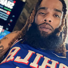 Damon Felder's Instagram, Twitter & Facebook