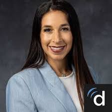 Courtney Robb's Instagram, Twitter & Facebook