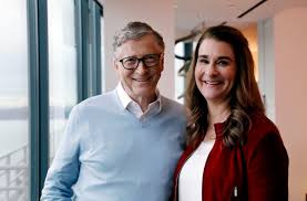 Bill gates is the fourth wealthiest person in the world, according to forbes, and is worth $124 billion. 4qw6a7uwyferpm