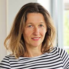 Hohe kundenzufriedenheit sichere kreditkarten, kredite und geldanlagen sehr guten kundenservice rufen sie uns an ☎ +49 040 64603160 Christine Stumpf Business Owner It Tower Hanseatic Bank Xing