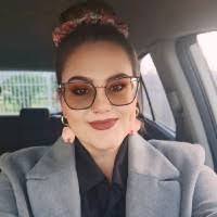 Elle Stella's Instagram, Twitter & Facebook