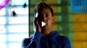 Manuela & Manuel (2007)