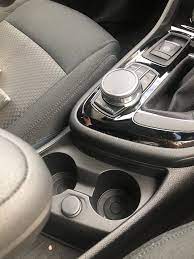 セリア 車内のゴミ箱と筒型ティッシュケース 試しに使ってみた 車内 グッズ ティッシュケース iphone 機能