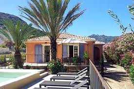 You can quickly escape from the villa in the surrounding nature and the house is located a few minutes from the most beautiful beaches and coves of southern corsica. Ferienwohnungen Ferienhauser Auf Korsika Mieten