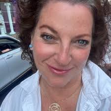 Marketing Strategist and Fractional CMO Gwen Murray