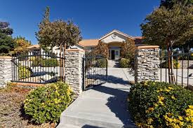 14183 Monte Verde Rd Apple Valley Ca Luxury Apple Valley Homes For Sale Apple Valley Ca Apple Valley Estate Homes