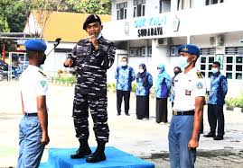 We did not find results for: Songsong Sekolah Tatap Muka Smk Kal 1 Hadirkan Orang Tua Terima Rapot Barometer99 Berita Terkini Indonesia