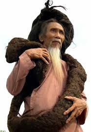 I love haircuts that give the best of both worlds! Tran Van Hay The Man With The World S Longest Hair Long Hair Styles Men Grow Hair Worlds Longest Hair