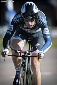 Spring 2009 specialized and team saxo bank began the year with a bg fit session with dr. Saxo Bank S Michael Morkov Talks Flanders Pezcycling News