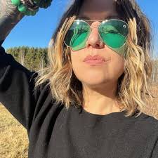 Kelly Keyser-Millar (@kelly.keyser.oracle) • Instagram photos and videos