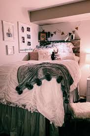 49 Beautiful Aesthetic Bedroom Design Ideas For Your Home Part 32 Dorm Room Designs College Dorm Room Decor Girls Dorm Room