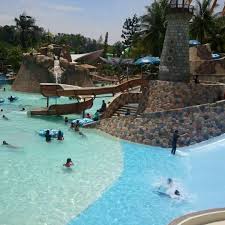 Priding itself as a value for money and family oriented park, wet world waterpark is located at selangor (wet world shah alam). Photos At Wet World Shah Alam 42 Tips From 4232 Visitors