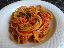 Knoblauch Spaghetti Mit Lauch Und Tomate Von Hauki Chefkoch Rezept In 2020 Knoblauch Spaghetti Rezepte Lebensmittel Essen