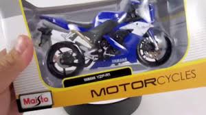 A closer look at the bugatti divo. 1 12 Scale Maisto Motorcycles Yamaha Yzf R1 Diecast Unboxing Youtube