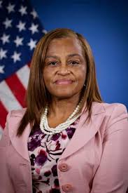 Kimberly Bronson's Instagram, Twitter & Facebook