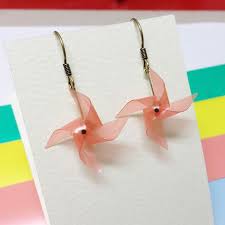かざぐるまピアス red ピアス かざぐるま ハンドメイド