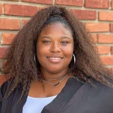 Sandra Werth's Instagram, Twitter & Facebook