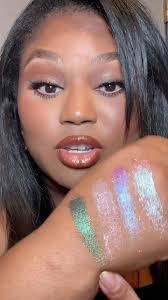 Adriana Nichole's Instagram, Twitter & Facebook