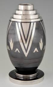 Delannoye miroircarremeuble deco carvin : Art Deco Dinanderie Vase With Stylized Geometric Design Sold Items Antiques Art Nouveau Art Deco Design Deconamic