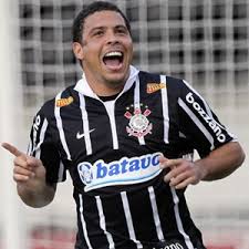 Ronaldo deve disputar amistosos pelo Corinthians até 2012, segundo jornal -  12/05/2011 - UOL Esporte