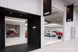 Design Fresco Forme Performance Car Shop And Tuning Picture Gallery In 2020 Design Shop Interior Design Shop Design