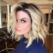 Passé un certain âge, les cheveux longs se portent mieux s'ils sont dégradés. 1001 Idees De Coupe Degradee Femme Pour Choisir Le Meilleur