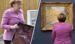 10, 2005 , angela merkel became the first female chancellor of germany after her christian democrats won the parliamentary election merkel became the first female chancellor of germany in 2005 and is serving her. Merkel Snubs Donald Trump S Inauguration To Fix Shoes And Visit Art Gallery World News Express Co Uk