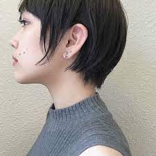黒髪のショートヘア実例50選 大人女子におすすめのショートヘアは黒髪 folk ショートヘア 髪 カラー 髪型