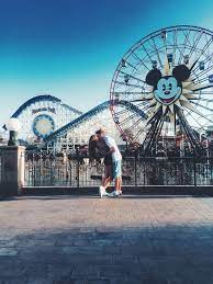 Disneyland Photos 2019 Disneyland Couple Goals Disneyland Pin Disneyland Couples Disneyland Couples Pictures Disneyland Photos