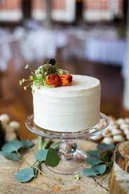 Winni provides best online cake, flowers and gifts delivery services across 600 cities in india. One Tier Wedding Cake Google Search Wedding Cake Fresh Flowers Simple Wedding Cake Mini Wedding Cakes