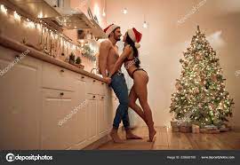 Feliz Natal Feliz Ano Novo Sexy Casal Apaixonado Fazendo Sexo fotos,  imagens de © 4pmphoto@gmail.com #228692160
