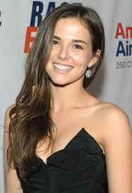 Zoey deutch is an american actress known for her role in 'vampire academy'. Exclusive Cw S Ringer Recasts Role Adds Zoey Deutch Tv Guide