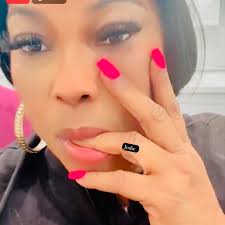 Men fanm ki gen boul...