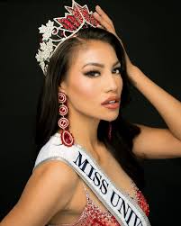 Wear the crown. Be the crown. You are the crown”