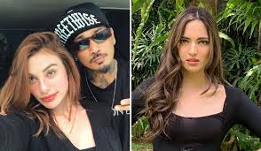 Nama jerinx tengah ramai dibicarakan. Fans Berharap Nora Alexandra Philip Jadi Nia Ramadhani Kedua Jerinx Sid Beri Jawaban Ini