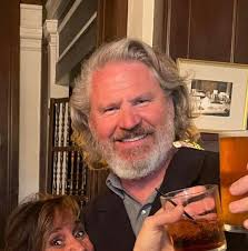 Dave Shute (aka Kris K, Jeff B, Kurt R, Mel G)!!! This is your chance to  show us your talents! 😆