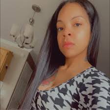 I heard Detroit got mad pimps still in the street ! 😂😂 is it true? All my  Detroit ppl are there still pimps out there? I'll be there Sunday I need to