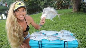 In a small bowl, stir the chili powder, cumin, and garlic powder together. Best Moonfish Catch Cook Fish Broccoli Tacos Lookdown