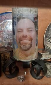 Tomorrow is my Grandson's 1st Birthday, his name is Deckard. Could someone  please do a number "1" candle with his name in it. Thank you