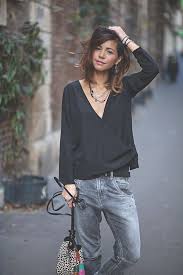 Woman Dresses How Should A 35 Year Old Woman Dress Spring Outfits Casual Spring Fashion Outfits All Black Outfits For Women