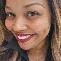 Tamara Holmes's Instagram, Twitter & Facebook