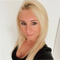 Alex Meszaros's Instagram, Twitter & Facebook