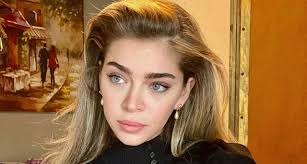 Ünlü oyuncu öykü çelik, survivor 2021 kadrosuna katıldı. Oyku Celik Survivor 2021 Unluler Takiminda