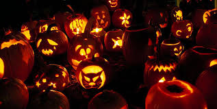Snoopy is relatively easy to draw. 5 Easy And Scary Pumpkin Carving Ideas For A Stress Free Halloween