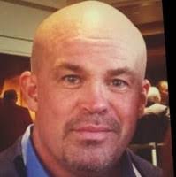 Bernie Tobin's Instagram, Twitter & Facebook