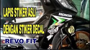 Maybe you would like to learn more about one of these? Cara Pemasangan Stiker Motor Revo Fit Youtube