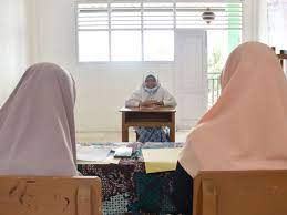 Santri Semangat Tempuh Ujian Lisan Semester Ganj Di 2020 Ujian Akhir Pengetahuan