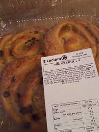 L'apport énergétique du produit pain raisin est de 435 calories (ou 1,820 kj) pour une portion d'environ 100 grammes. Pains Aux Raisins Ean 2000000081977 Pains Aux Raisins