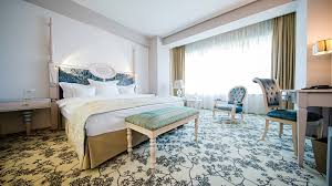 In bucuresti de un sediu central si de un spatiu de productie, proprieteatea proprie. Pleiada Boutique Hotel Unicul Hotel De 5 Stele Din Regiunea Moldovei